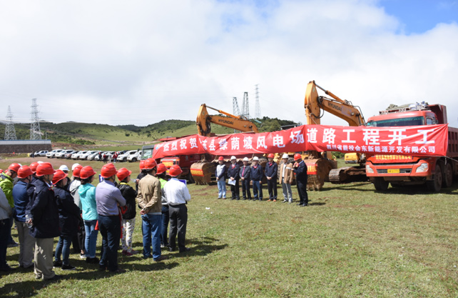 各种姿势玩小处雌女TXT视频